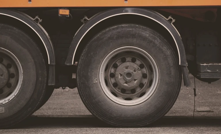 لاستیک کامیونی _ تایر کامیونی _ کاران تایر