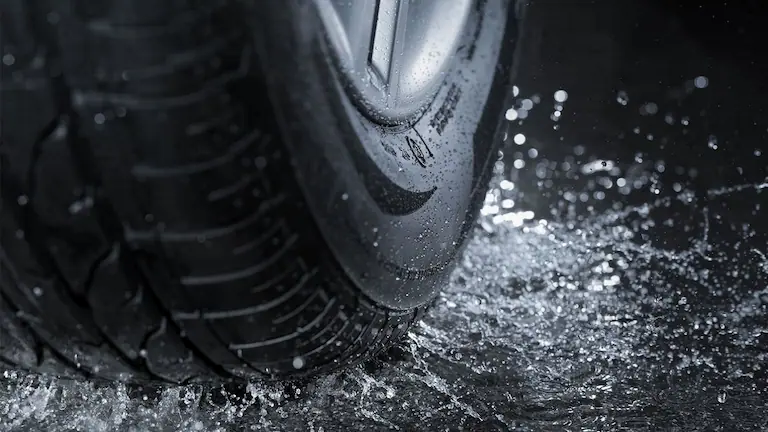 خرید عمده لاستیک رویال بلک سواری از وارد کننده 3 تایر رویال بلک سواری _ لاستیک رویال بلک سواری