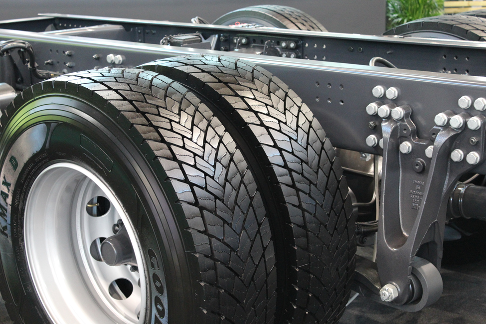 آج لاستیک های کامیون آج لاستیک های کامیون