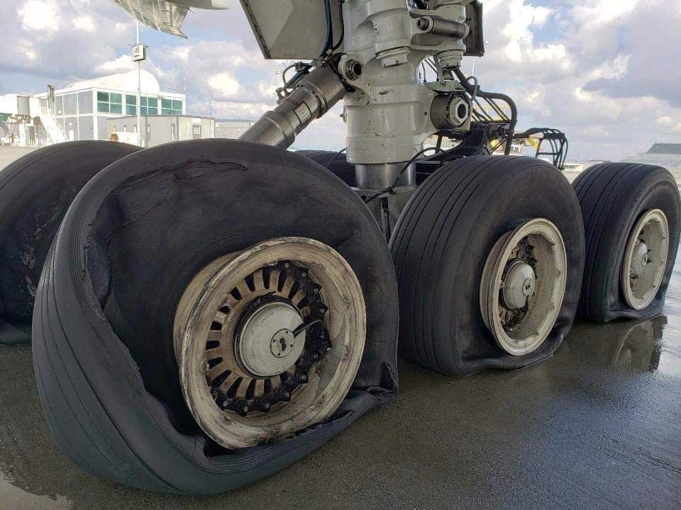 انفجار لاستیک تریلر