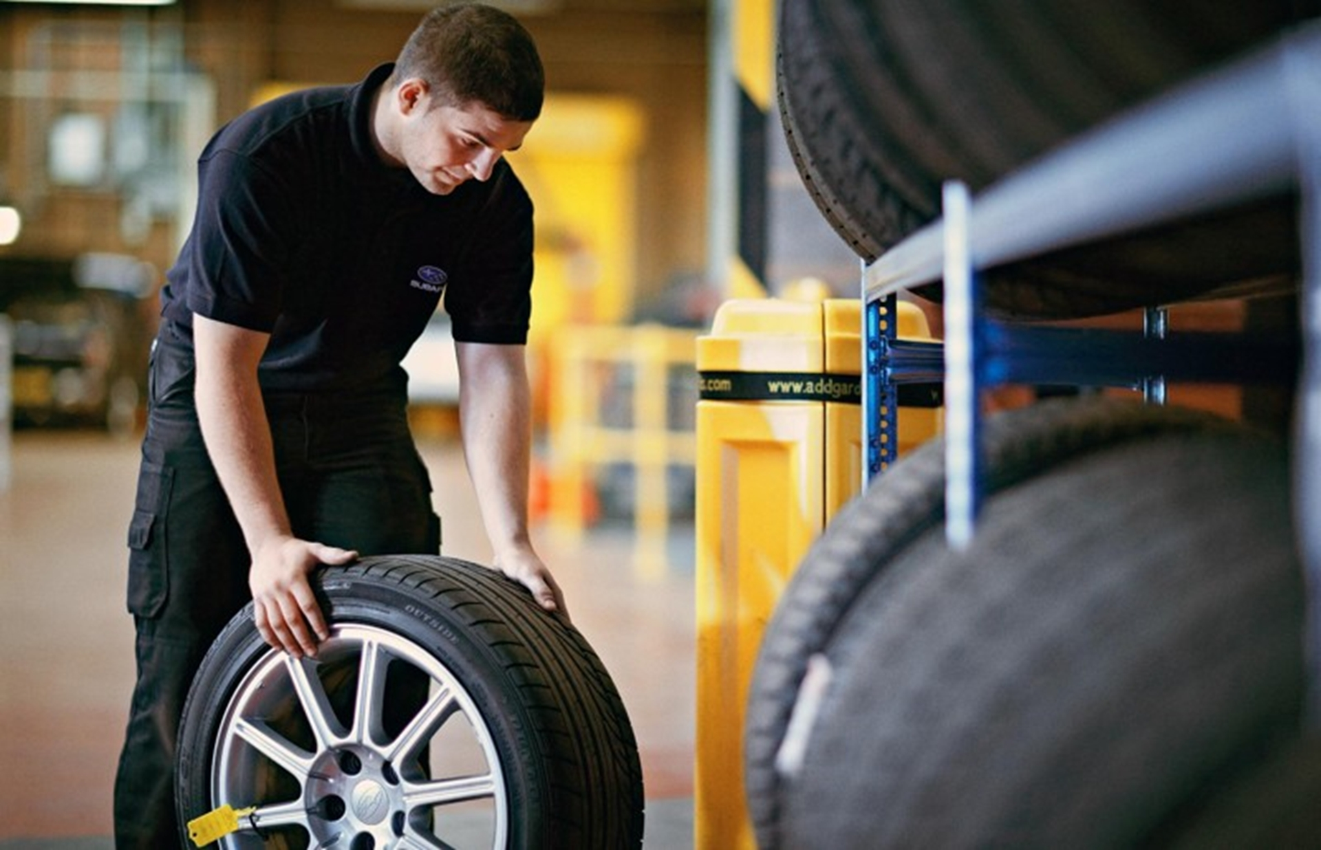 تعویض لاستیک خودرو تعویض لاستیک خودرو